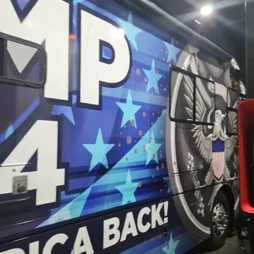 LOOK AT THIS KINDA COOL #ourtruckinglife #trucking #reallifetruckers #truckdriver #atruckerslife