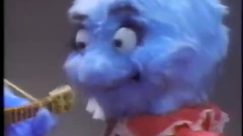 🎵 “Don’t You Put It in Your Mouth” — The Wildly Unforgettable 90s PSA You Didn’t Dream