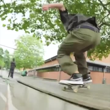 #2🍗TUES Grant Taylor