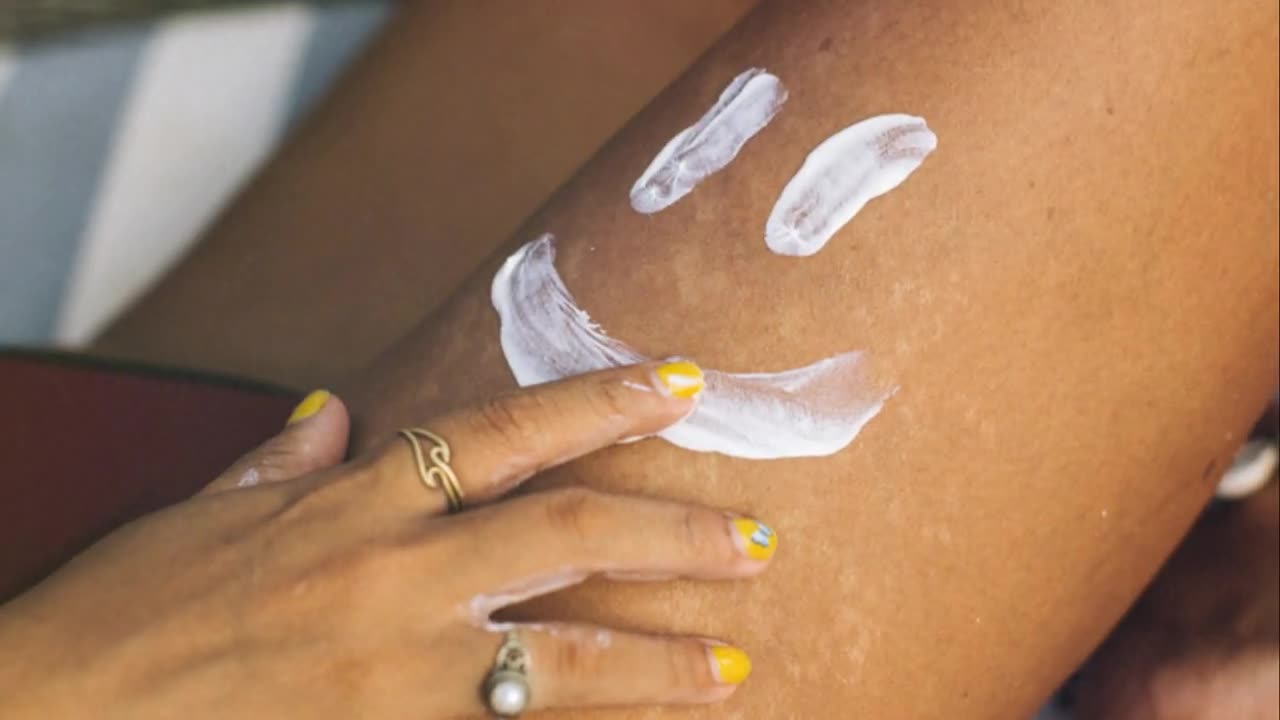 Nature's Gift - Sunblock & Moisturizer All in One