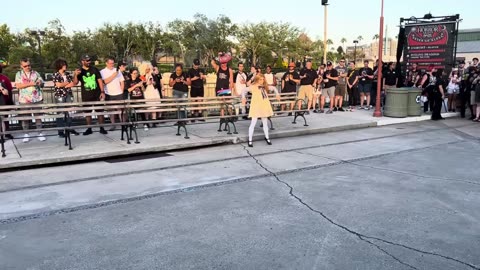 Incredible: MEGAN Flash Mob at HHN 32 | Universal Orlando Halloween Horror Night