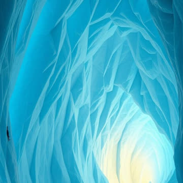 كهوف الجليد أسرار طاقة الحضارات القديمة؟ #مقاطع_قصيرة