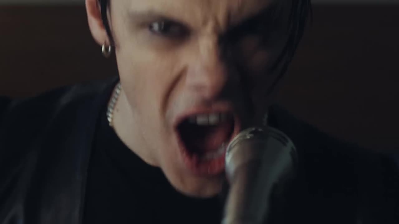 YUNGBLUD - Zombie