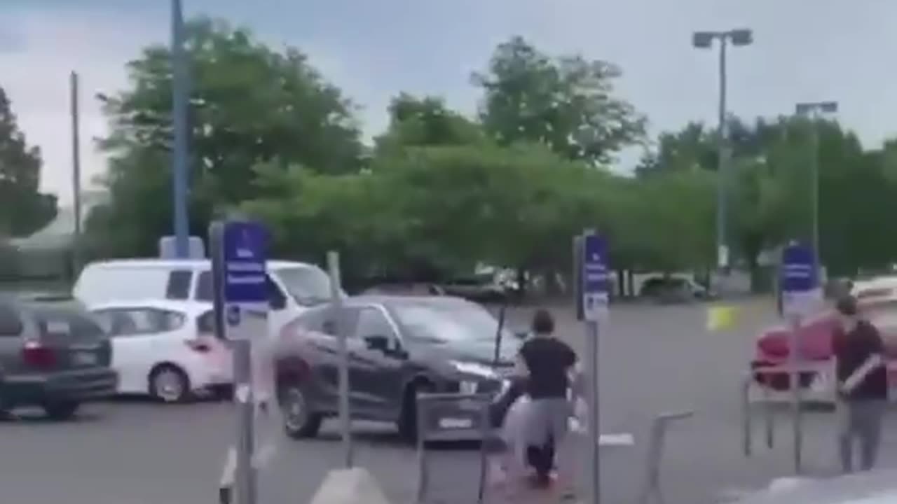 I don't recommend blocking traffic or attacking cars in Florida