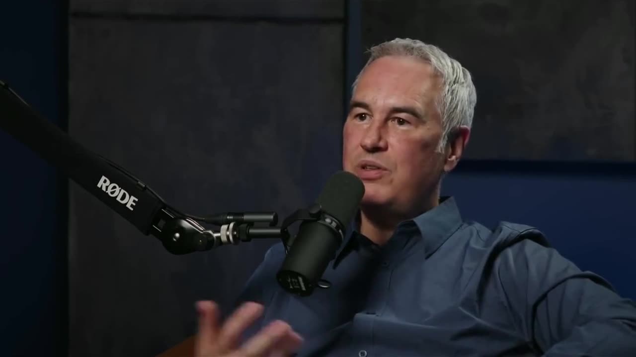 Carbs Drive Insulin, Store Fat - Kevin Hall PhD on Doctor Mike