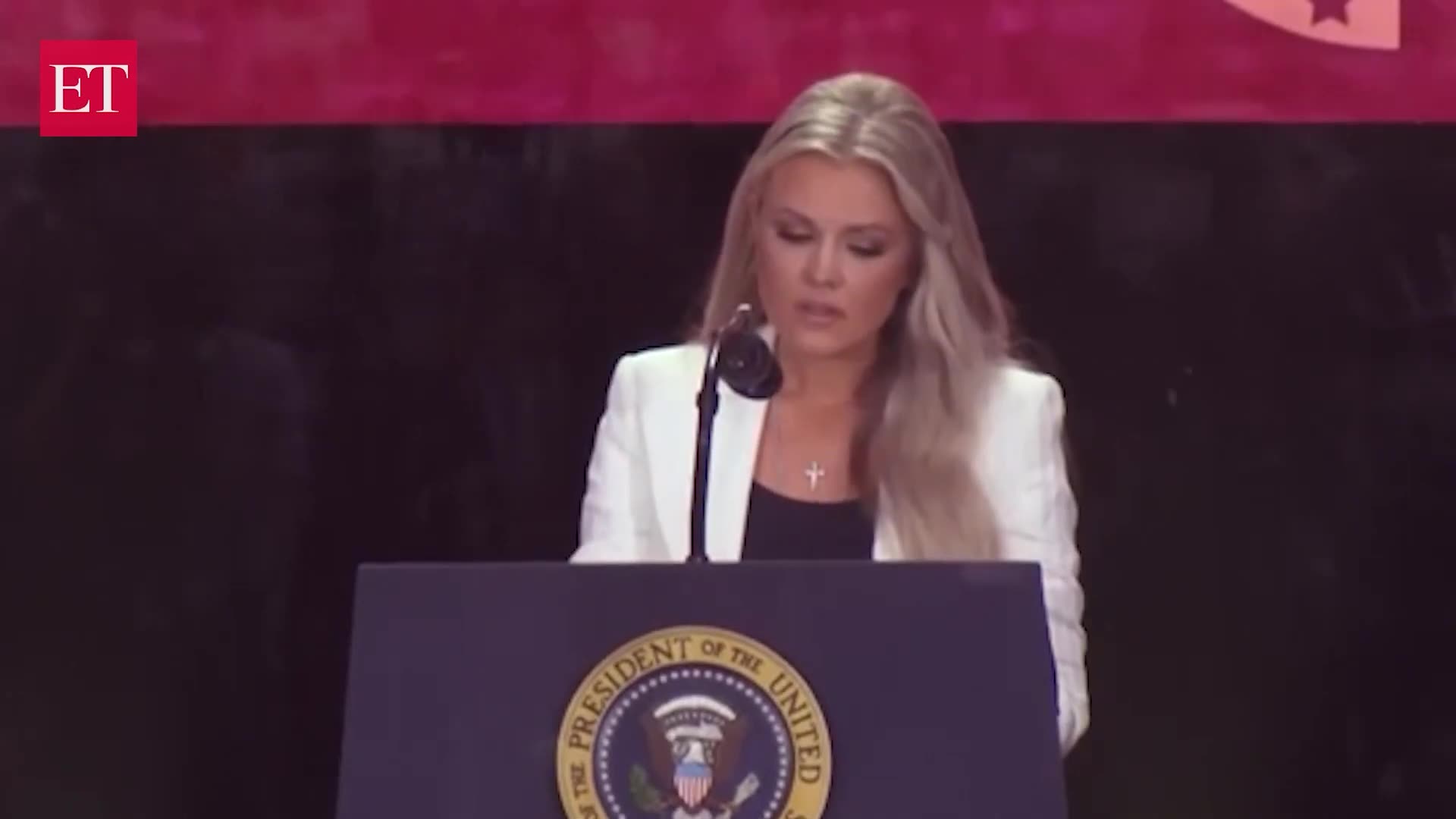 I see daddy! Charlie Kirk! Charlie Kirk! Erika Kirk shares raw video of daughter’s moment
