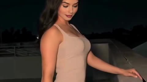 Confidence looks good on curves. ♥️ || Zephyra || Hot girl || Ai Model || Viral model || Model