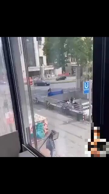 We present to you the sights of Düsseldorf. Today we'll discover