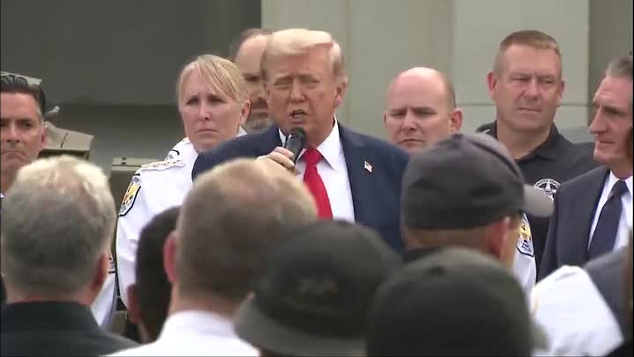 Trump: ‘I’m Very Good at Grass ... I Know More About Grass than Any Human Being’