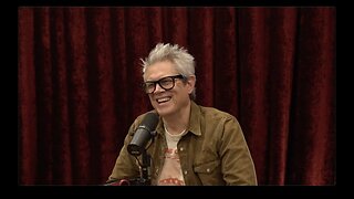 Joe Rogan Experience #2439 - Johnny Knoxville