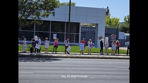Silicon Valley, Lynley Crashes Los Gatos Libtard TESLA Protest!