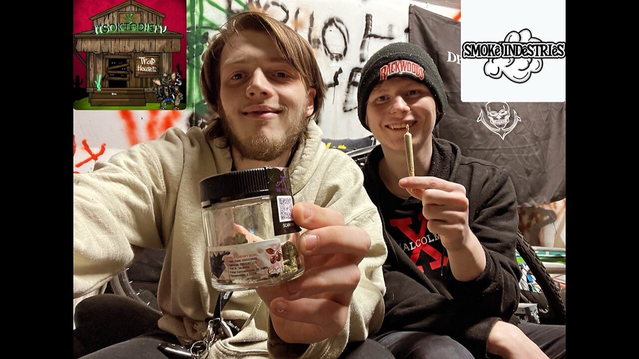 Reviewing JKDistro Cherry Dosi THCA Flower with homie Smoke industries at a 420 party!!