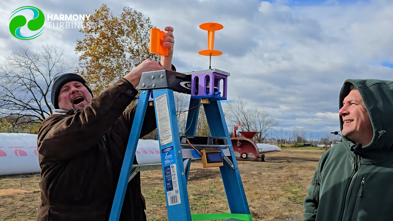 New Scoop Design Show-Down!