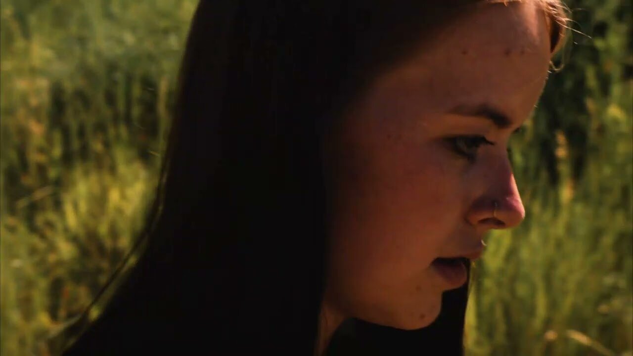 Nell Smith - Daisy Fields (Music Video) [2025] [R.I.P Nell]