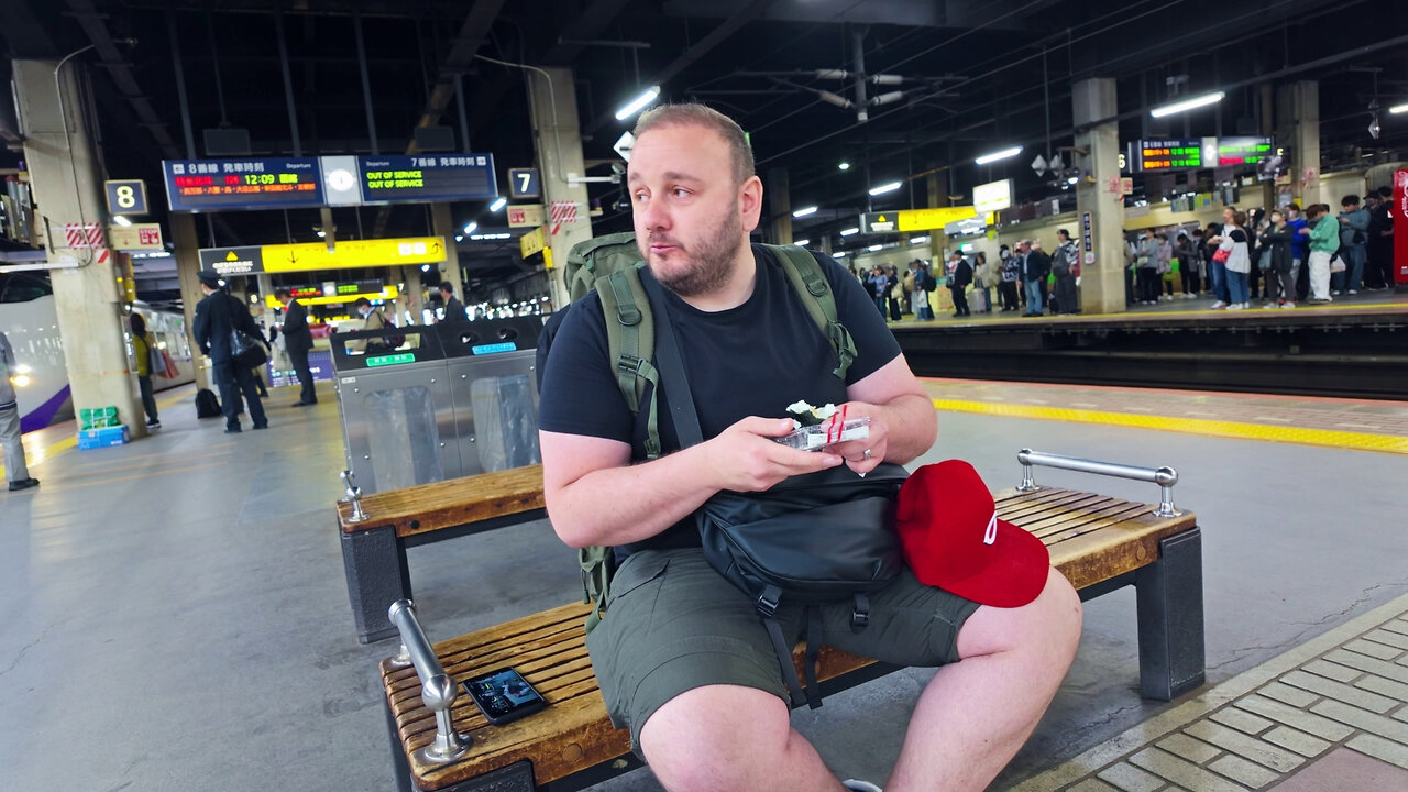 Heading to Tokyo - Stopover in Hakodate (#005)