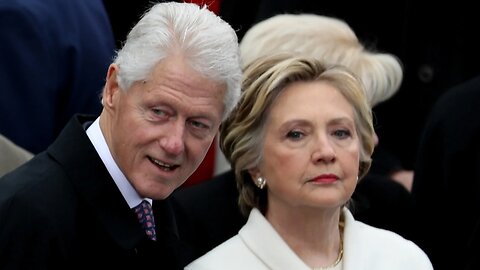 Bill and Hillary Clinton Just Got Terrifying News About the Epstein Case — They're Flipping Out