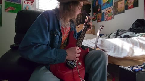 Stonket Shreds “Panama” on a Time-Traveling Kramer | 80s Vibes Unleashed!