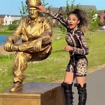 THIS Wasn’t SUPPOSED To HAPPEN! LEVITATING GoldMan STATUE Fail! How?😱 ​⁠@silvermanstatueofficial