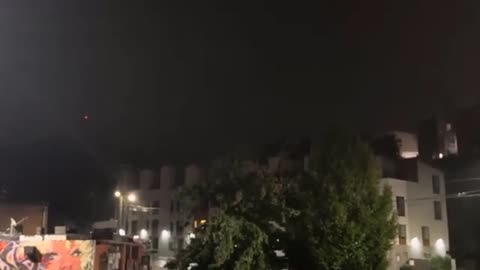 Incroyable ! Un OVNI a été aperçu en train de sortir du portail de Dayton, dans l'Ohio.