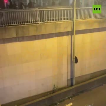 Macron’s cops LOSING control in Paris