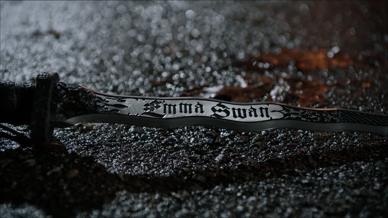 Once Upon a Time S04E23 - The Darkness Released and Emma Becomes The New Dark One