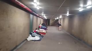 I saw blue and white container in subway soon after including same thing in video