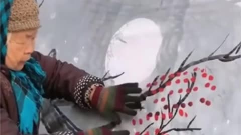 90 year old woman shows crazy art skills!