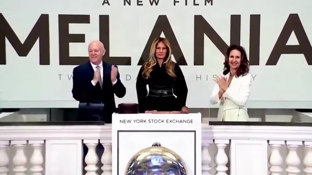 THE QUEEN IS IN THE BUILDING!!!❤️😍😍😍