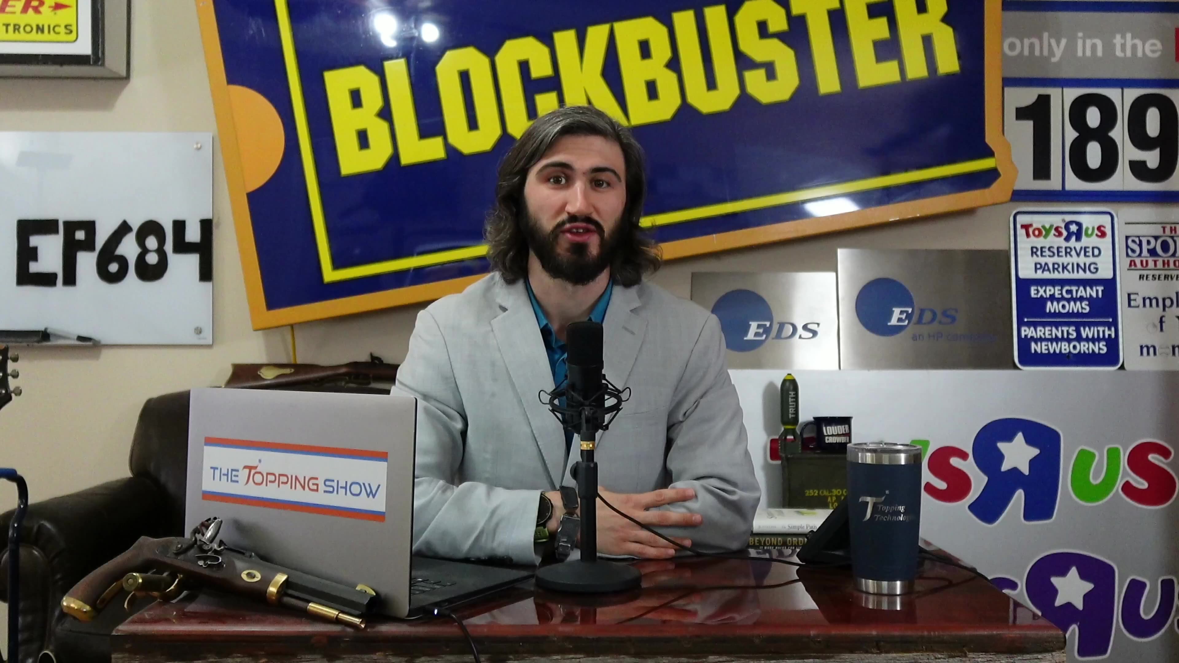 Trump replaces Biden portrait with autopen, prego women take Tylenol out of spite | Ep. 684 Summary