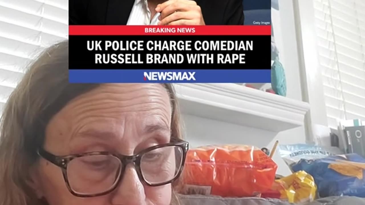 Russel Brand Habbenings | Make Up Your Own Mind Frens (Question Everything)