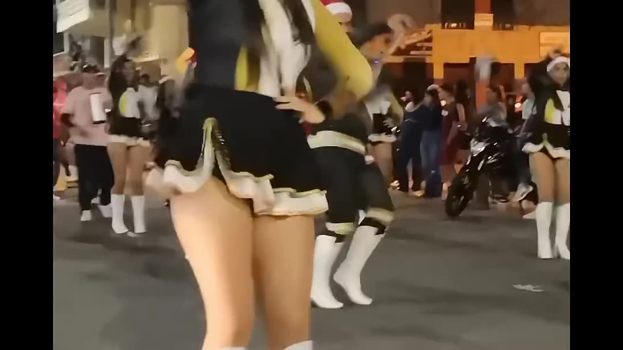 Anahi bastonera viral ♥️😍