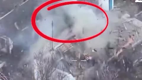 Deadly Accurate Ukrainian Mortar Team Engaging Russian Infantry Group