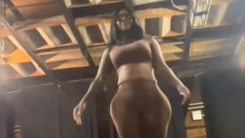 Summer Walker’s Backstage Antics—Too Silly for the Stage?!