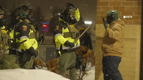 ⚠️ Arrests & Pepper Balls at Anti-ICE Minnesota Protest at Marriott Hotel