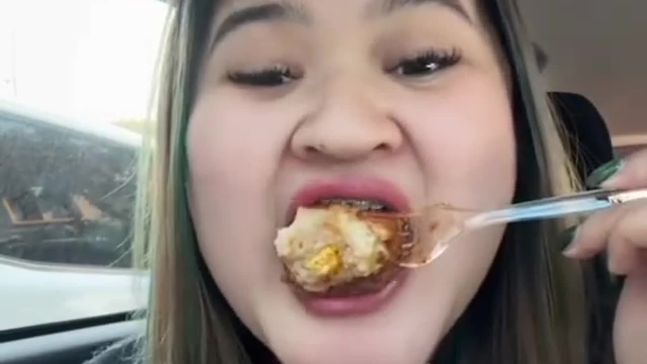 Siomay foods is goods.