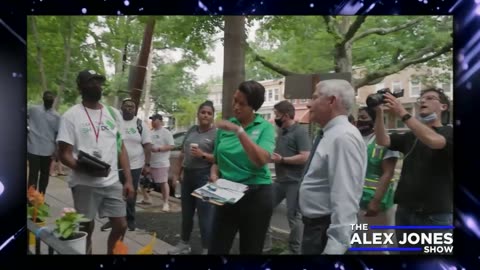 Black DC Residents Discover A Vicious Serial Killer Stalking Their Children & Confront Him!