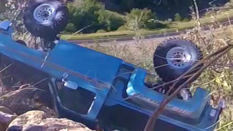 Crawling Fails! 😁 Axial SCX10 III Pro-Line '82 Chevy K10 4x4! SUBSCRIBE!