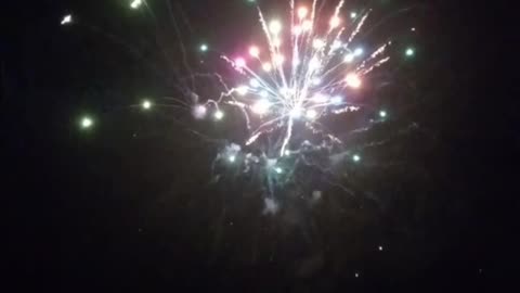🔥🔥🔥Fireworks🔥🔥🔥 July 4th, 2024 Lake Quassapaug, CT 13 of 17