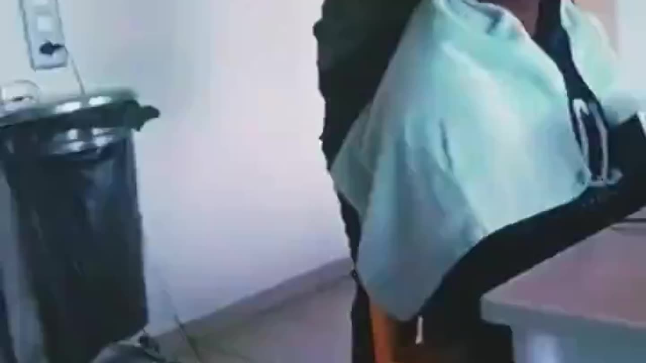 Fake asylum seekers in Spain receive anti-stress massages and facials. It seems