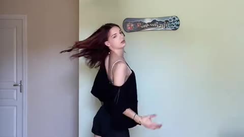 Sweet french tgirl to dance to you