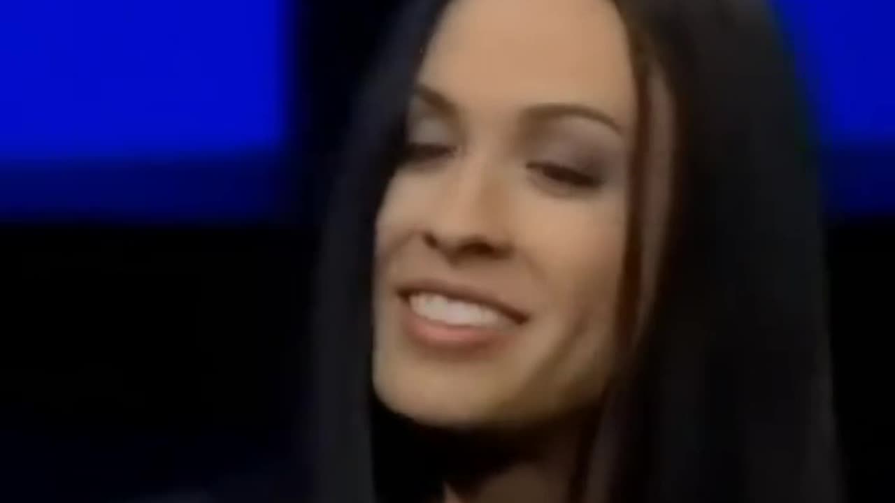 Alanis Morissette talks about the secret track on Jagged Little Pill - Your House