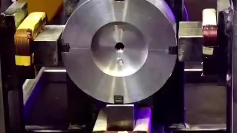 #FREEENERGY @POTUS @realDonaldTrump , you watching this buddy?? #MAGA Microwave parts, a precision cast frame, neodymium magnet, lots of copper wire. Epoxy...etc Gets you unlimited extremely long lasting (100 years with regular maintenance) electromagn