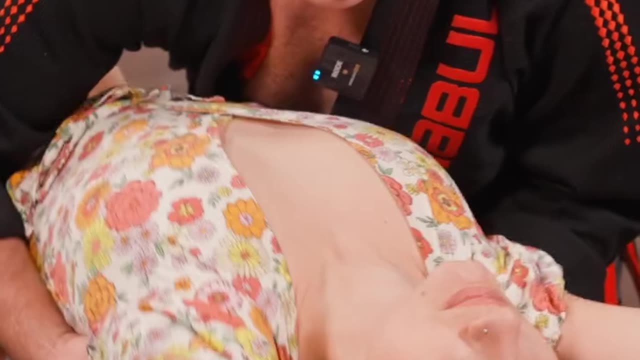 Deep Tissue Massage by the Guru - Pain That Leads to Relaxation
