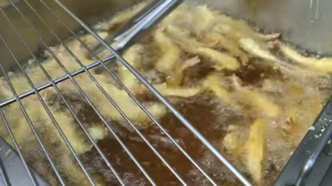 "Crispy Korean Street Food - Deep Fried Heaven in Seoul!"