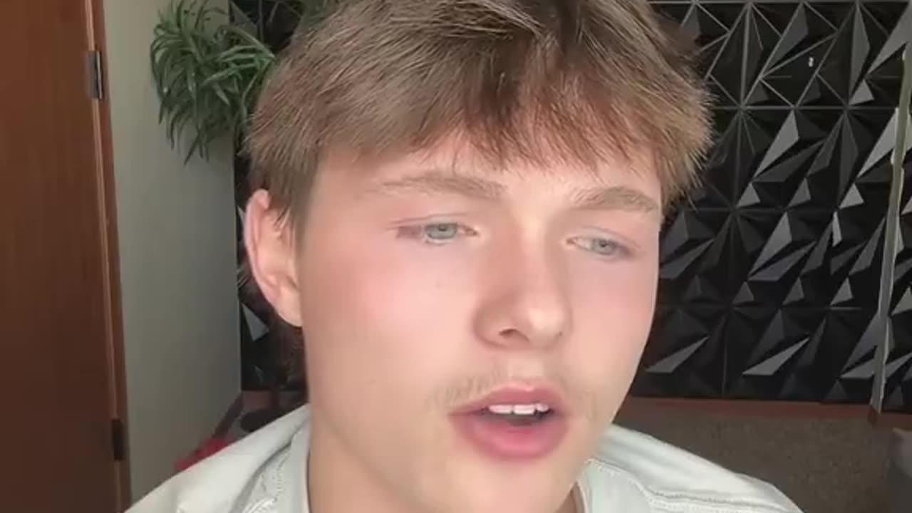 Guy explains being scammed by Camil Maroun who worked with Harry Sisson