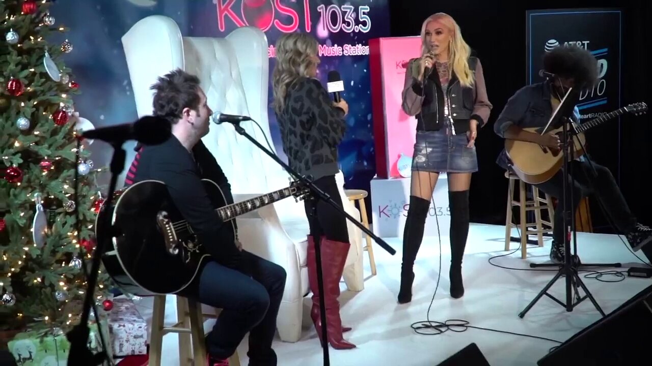 Its Gwen Stefani Day - A Bunch of Gwen-centric videos 1x2