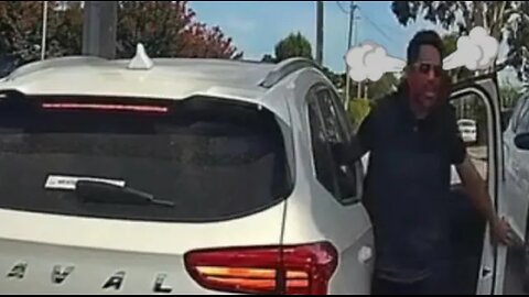 Aussiecams - "Im sorry i didnt see you" zero to 100 in no time 😡ROAD RAGE