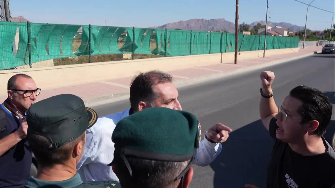 Cuerpo a cuerpo de VOX contra los pro inmigrantes violadores de niñas