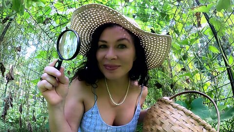 Exploring the Garden VLOG