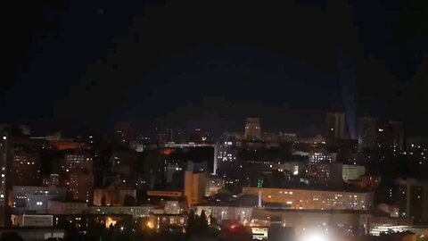 Nightime Russian attack on Kiev.